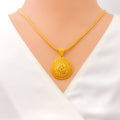 lovely-etched-22k-gold-pendant-set