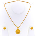 lovely-etched-22k-gold-pendant-set