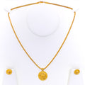 stunning-glistening-22k-gold-pendant-set