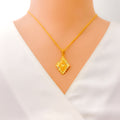 Reflective Alluring 22k Gold Necklace