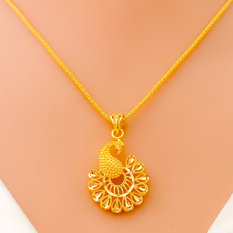 Regal Gleaming 22k Gold Peacock Necklace