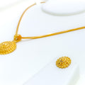 classy-shimmering-22k-gold-pendant-set