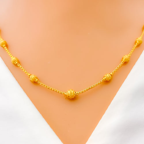Reflective Striped Bead 22k Gold Necklace 