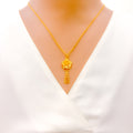 Fascinating Floral 22k Gold Pendant W / Chain