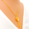 Fascinating Floral 22k Gold Pendant W / Chain