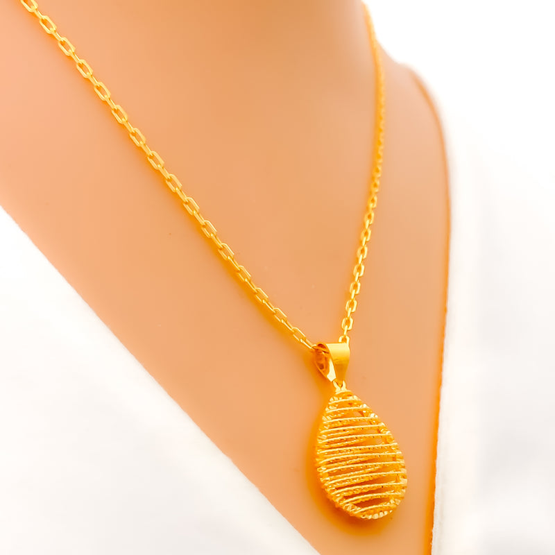 Bright Striped Drop 22k Gold Pendant W / Chain 