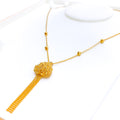 chic-dangling-22k-gold-pendant-w-chain
