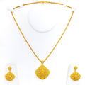 decadent-blooming-22k-gold-pendant-set