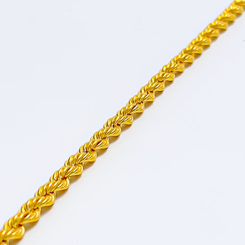everyday-charming-22k-gold-baby-bracelet