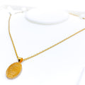 Stunning Striped Oval 22K Gold Pendant W / Chain