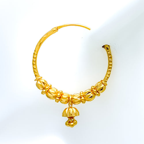 bold-gorgeous-22k-gold-hoop-earring