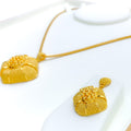 decadent-blooming-22k-gold-pendant-set