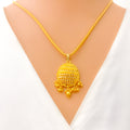 striking-elegant-22k-gold-pendant