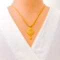 magnificent-twinkling-22k-gold-pendant
