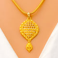 magnificent-twinkling-22k-gold-pendant