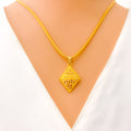 eternal-graceful-22k-gold-pendant