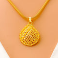 dapper-stylish-22k-gold-pendant