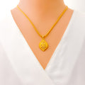 classic-palatial-22k-gold-pendant