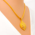 classic-palatial-22k-gold-pendant