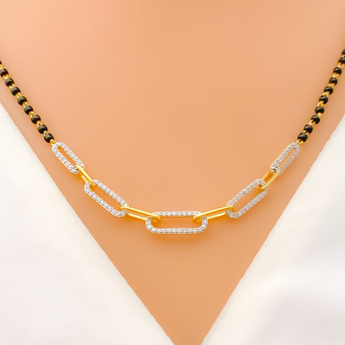 dressy-interlinked-paper-clip-diamond-18k-gold-mangal-sutra