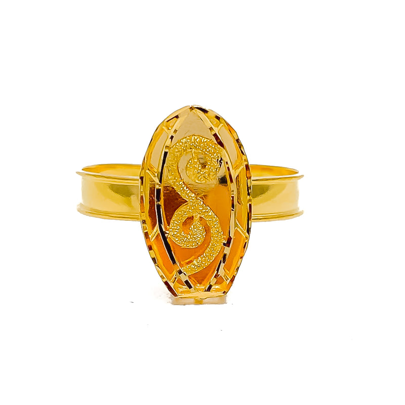 Oval Decorative 21k Gold Ring 