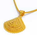 Tasteful Trendy Fanned 22k Gold Pendant