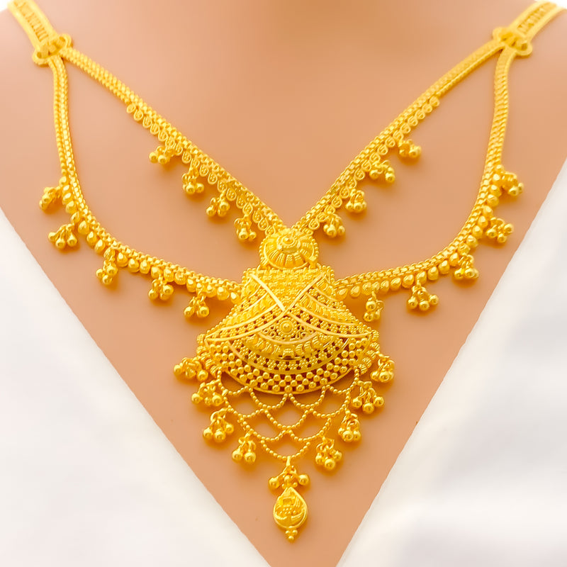 Traditional Festive 22k Gold Tasseled Light Patta Set