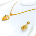 Netted Leaf Adorned 22K Gold Pendant Set