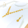 alternating-leaf-motif-5-piece-21k-gold-necklace-set