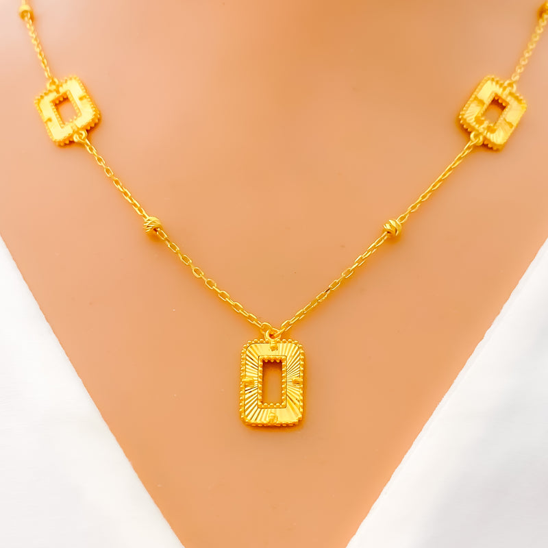 Shiny Rectangular 21K Gold Necklace Set 