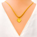 graceful-stylish-22k-gold-letter-pendant