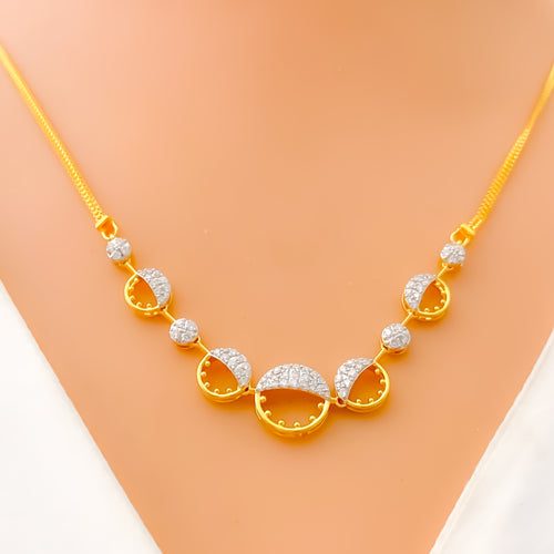 Twinkling Flawless Diamond + 18k Gold Necklace Set 