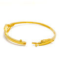 dainty-delicate-flower-22k-gold-bangle-bracelet