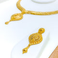 Reflective Striped 22k Gold Necklace Set