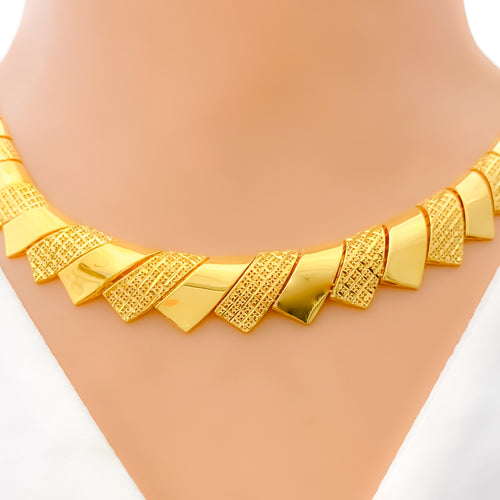 Laced High Finish 22K Gold Necklace Set 