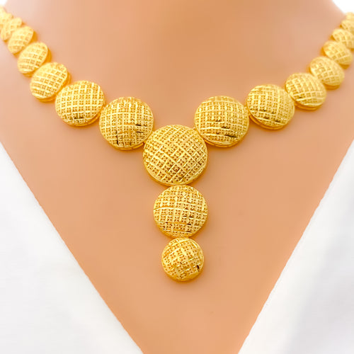 Magnificent Graduating 22K Gold Necklace Set 