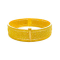 Majestic Netted Paisley 22k Gold Screw Bangle