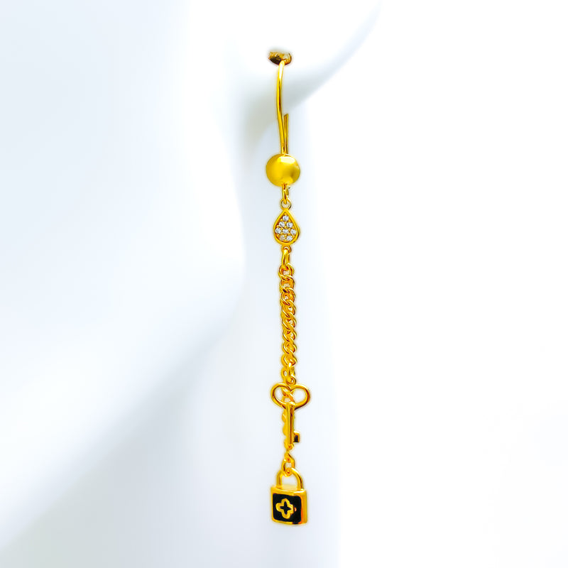 vibrant-charming-21k-gold-hanging-earrings