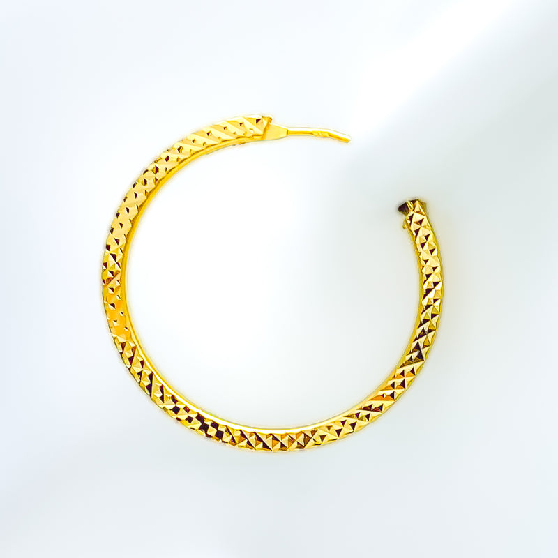 Trendy Sleek 22k Gold Bali Earrings 
