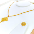Flawless Checkered Kite Shaped 22k Gold Pendant Set 