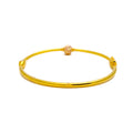 Reflective Star Adorned 22k Gold Bangle Bracelet 