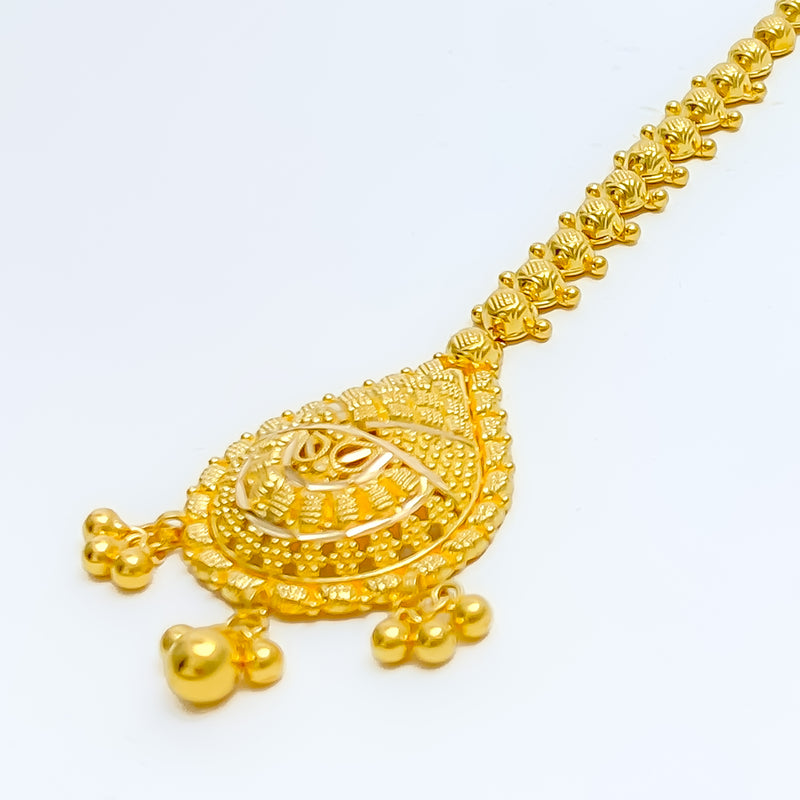 Dressy Drop Shaped 22k Gold Tikka 
