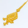 Glimmering Sophisticated 22k Gold Tikka 
