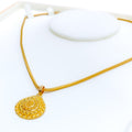 lush-glamorous-22k-gold-pendant
