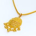 striking-elegant-22k-gold-pendant