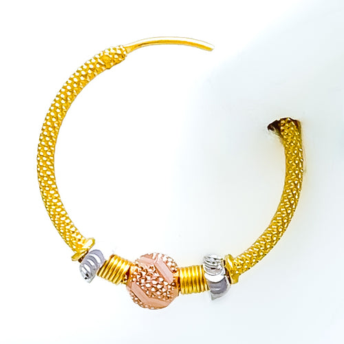 dapper-stylish-22k-gold-hoop-earrings