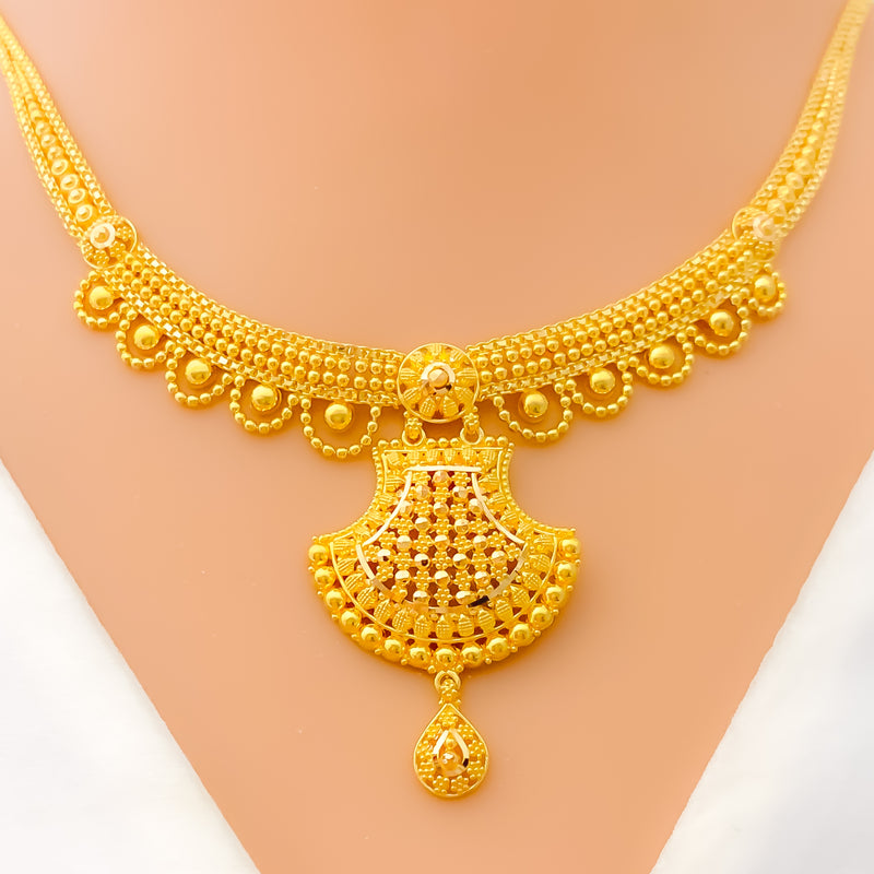 Regal Sophisticated 22k Gold Fanned Necklace Set