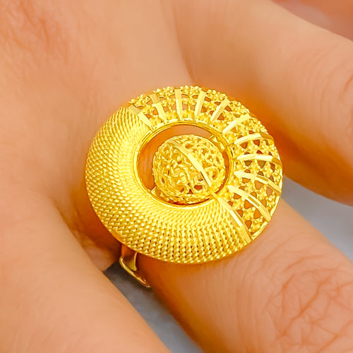radiant-dressy-22k-gold-semi-statement-ring