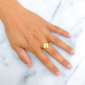 Glistening Floral 21k Gold Clover Ring