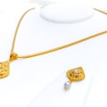 colorful-elegant-22k-gold-pendant-set